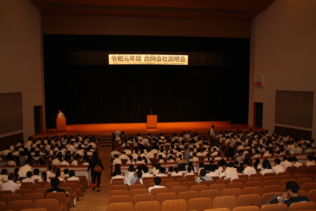 開会式の様子 開会式の様子